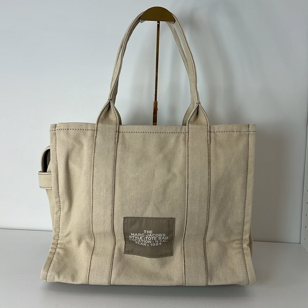 Marc Jacobs The Tote Bag in Ivory - Like New - Picture 5 of 11